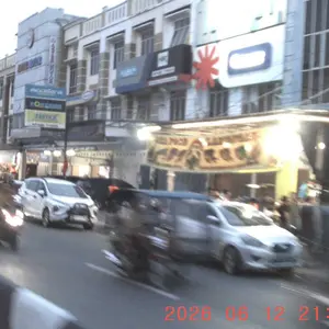 Goojodoq DC002 Charmera Keychain Kamera - 720P Mini Camera, Aksesori CCD Retro, Hadiah Unik untuk Pelajar dan Teman