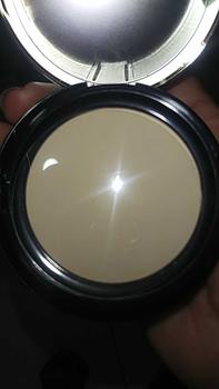 Product Review of GMEELAN Black Truffle PCA Zinc Antioksidan Air Cushion 7g+10g High Coverage Cushion Dengan Kandungan Skincare Mencegah Kekusaman Dan Kulit Kering Sepanjang Concealer Foundation Wajah Extract Mencerahkan Lasting Compact Bedak Padat from n**5 3