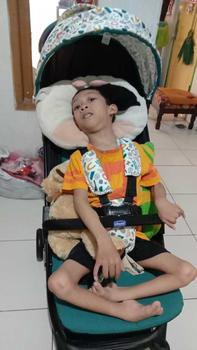 Product Review of CHICCO Stroller GLEE / Ultralight Stroller / Kereta Dorong Bayi / Stroller Lipat / Stroller Bayi from m** a**a 💃** 0