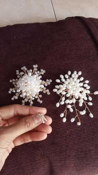 Product Review of (Bebas beli 2 dapat bonus) B35 Bross hijab mutiara snowflake mewat titanium Korea original from r**e 2