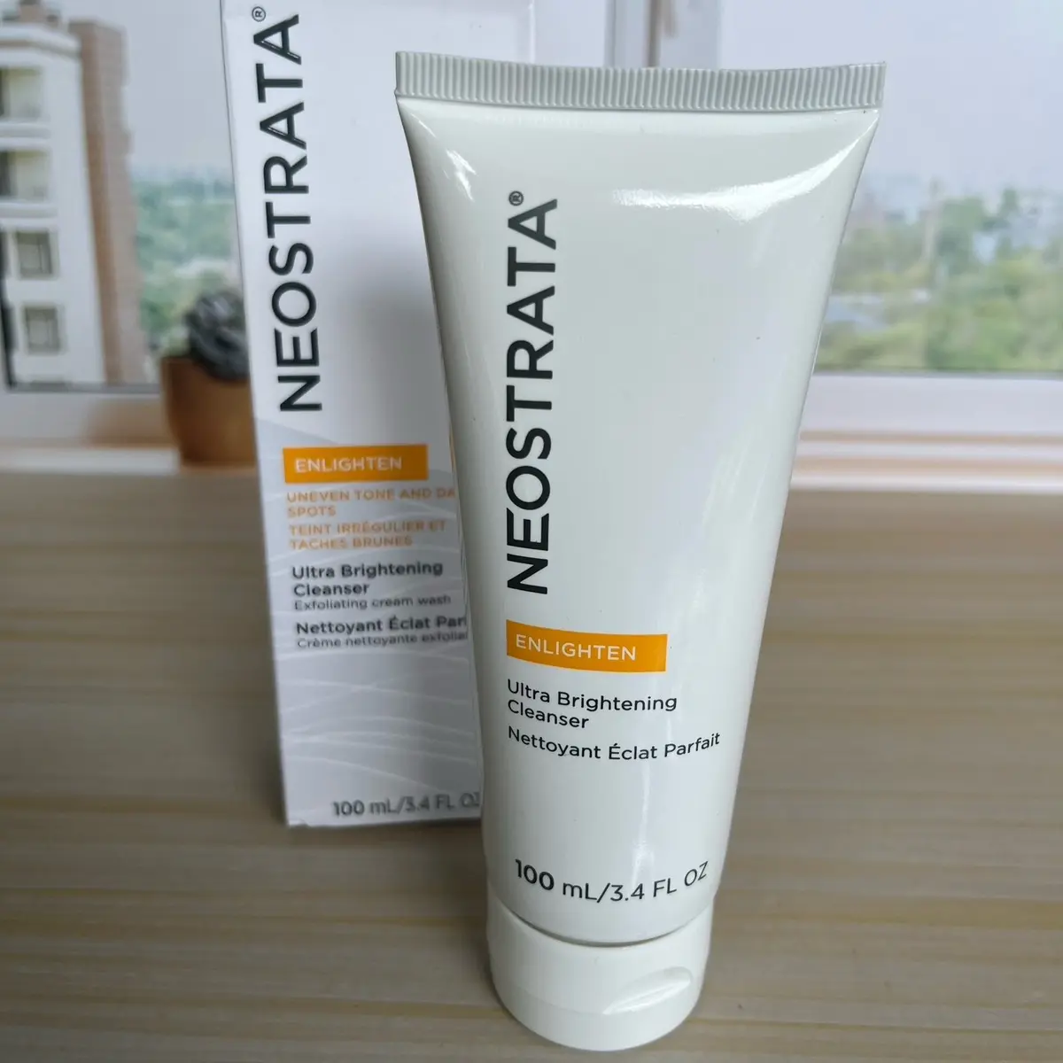 Neostrata Ultra Brightening Cleanser - 100ml (facial wash) Mencerahkan Membersihkan Muka Cleansing Perawatan Memutihkan Pencerah