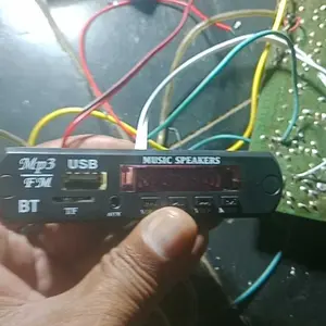 Kit Modul Mp3 Bluetooth Vire Terbaru V8.6 12V AUX FM dengan Fitur Radio FM dan Teknologi Suara Stereo Kelas Tinggi untuk Mendengarkan Lagu dan Siaran Radio Lokal Secara Wireles