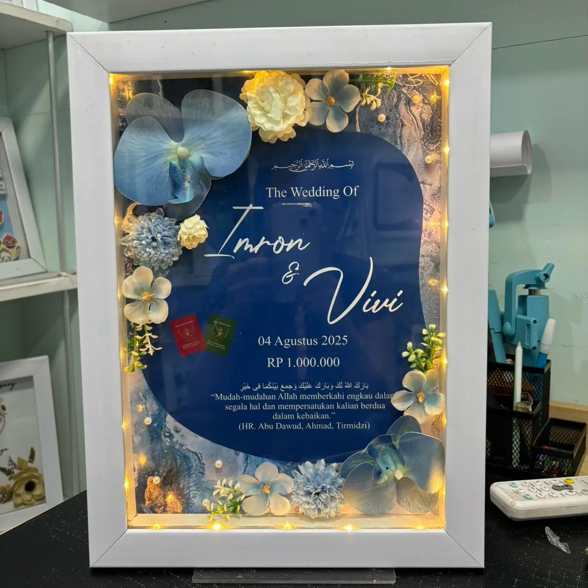Bingkai mahar pernikahan semi resin art tetes air anggrek elegan mewah 40 cm x 30 cm free lampu