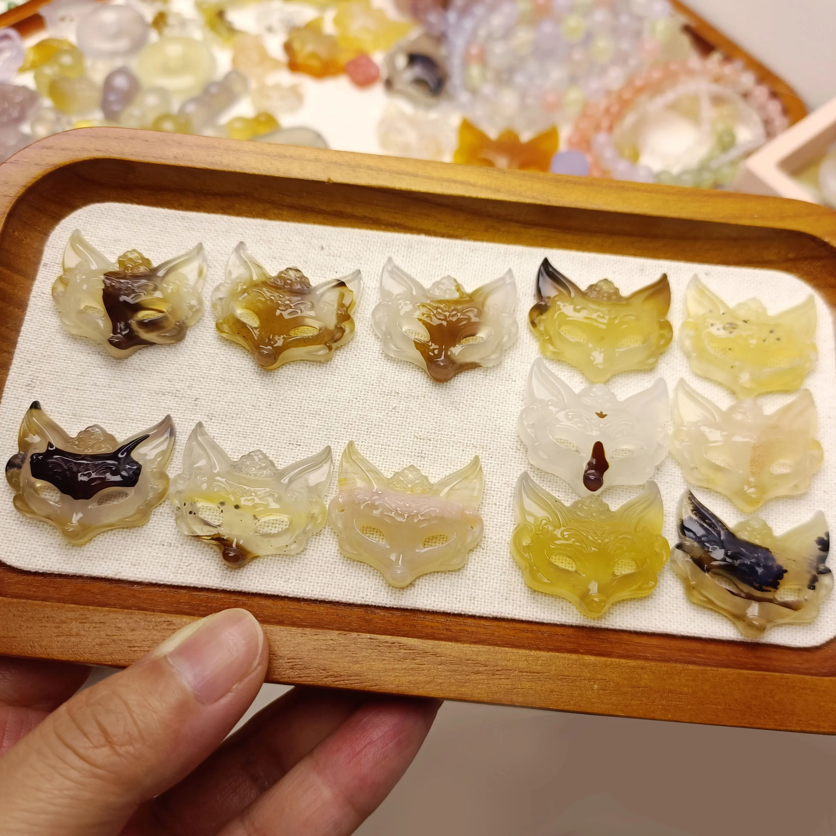 Mặt Dây Chuyền Thời Trang Cáo Đá Tự Nhiên, Đơn Giản Và Dễ Phối Đồ, Biểu Tượng Hòa Bình Và May Mắn, Giao Hàng Ngẫu Nhiên Chọn Một