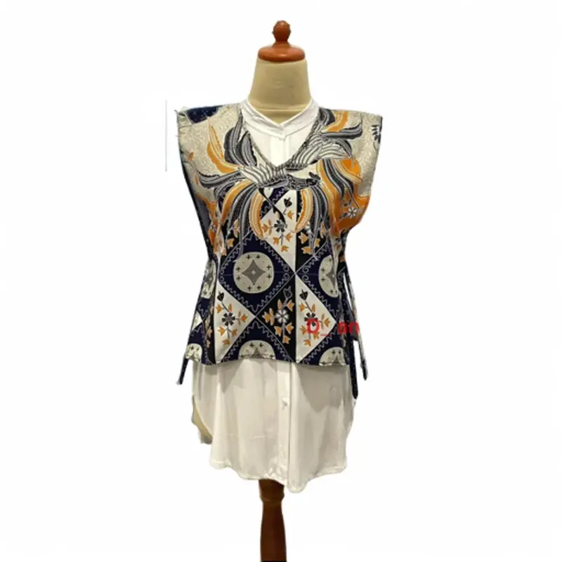Rompi Batik Wanita dengan Outer Katun - Atasan Motif Panjang 0