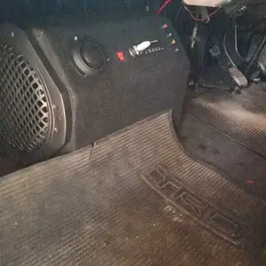 SPEAKER AKTIF MOBIL 8 INCH TABUNG 12V/24V