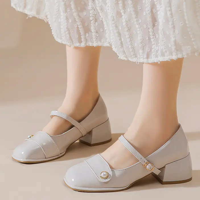 Sepatu Pesta Mayz 0023 Sepatu Kerja Heels Glossy Tali  3 Warna 0