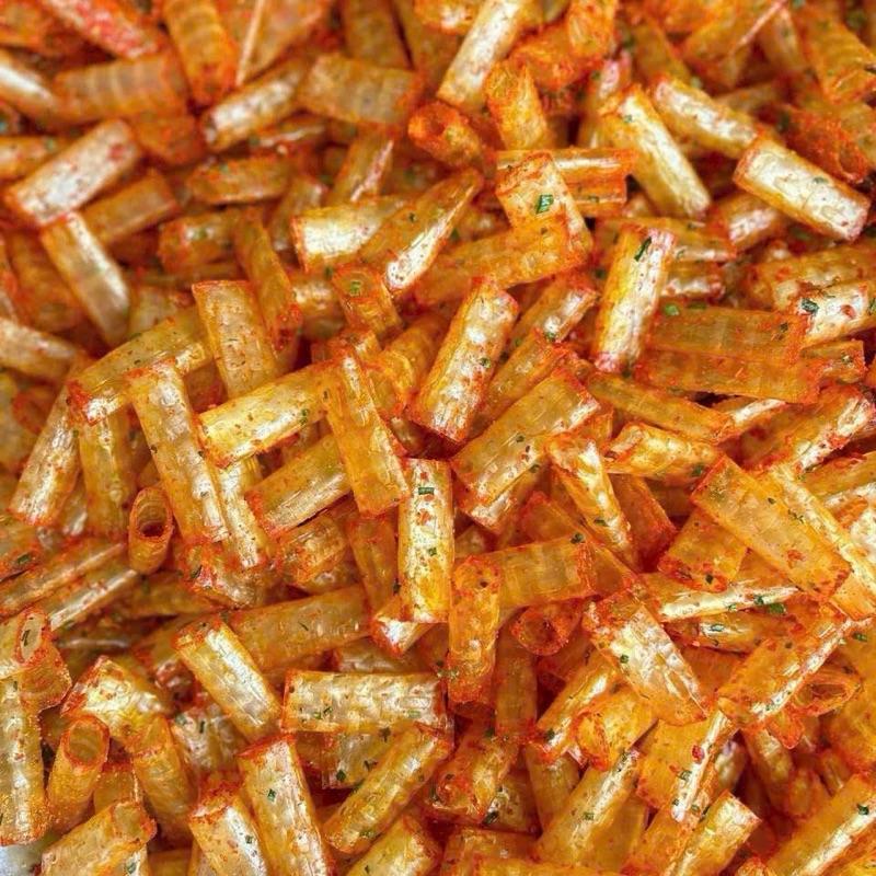 Bánh tráng cuộn sate tôm siêu ngon bịch 500gram - Món ăn hấp dẫn từ sản phẩm được hiển thị