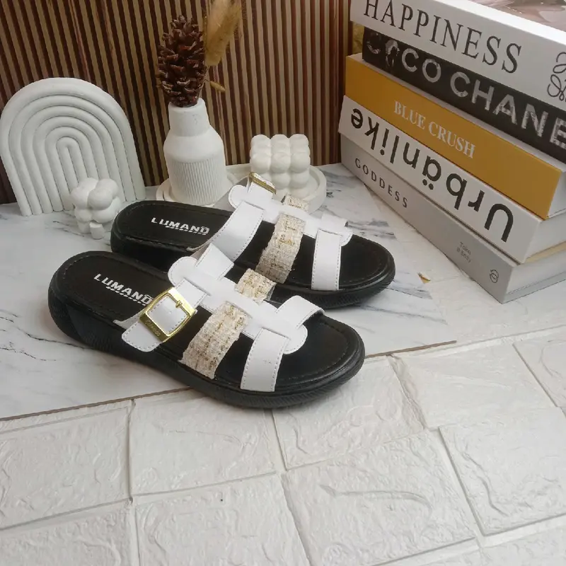 Sandal Wanita.Sandal Wedges,Sandal Kekinian~Sandal Style sepatu kodok korean style antiselip wedges Karet Hitam Putih Sendal sandal  jepit 1