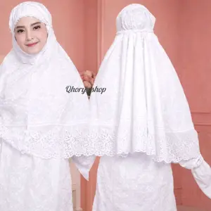 Jilbab Putih Umroh Bergo Standar Bahan Katun Paris Full Bordir kombinasi Renda kerancang Hitam dan Putih Kerudung Haji Umroh Jilbab Muslim