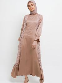 Gambar FAME - Gamis Wanita Panjang Detail Panel Lace Milo - 9911109 - XL dari FAME Official Kota Surabaya 1 Tokopedia