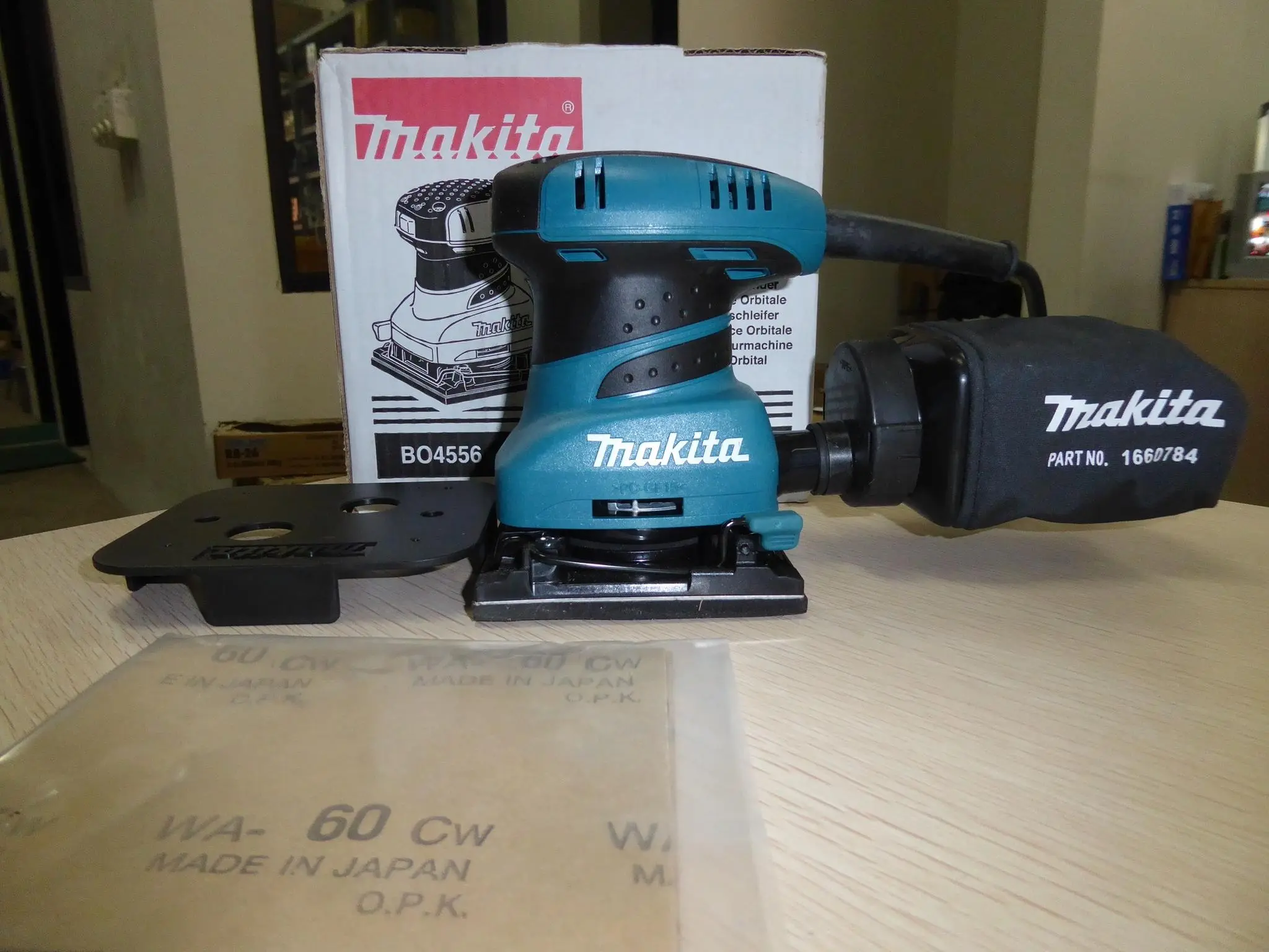 Makita BO 4556 / BO4556 Mesin Hampelas