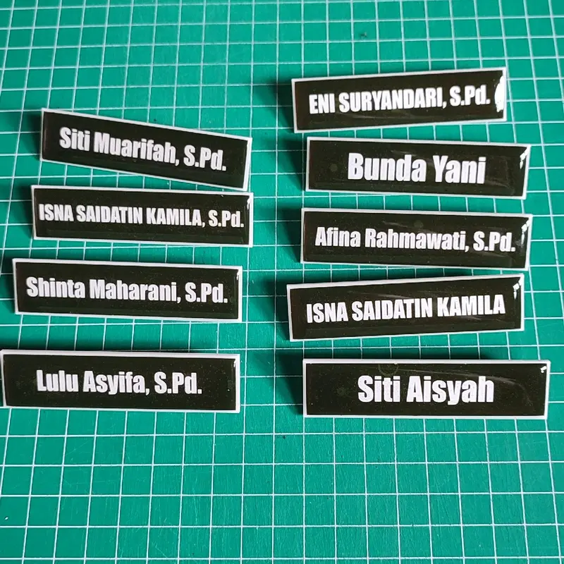 Name Tag Akrilik Resin Peniti & Magnet Custom 1