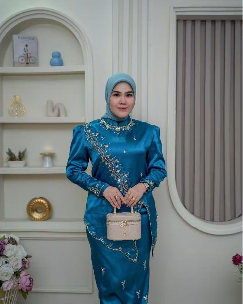 SET SERIES LEONI//SETELAN KEBAYA/PATET TERBARU/SETELAN KEBAYA MALAYSIA/KEBAYA WISUDA//KONDANGAN TERBARU Dress Payet Baju Pesta Panjang Remaja