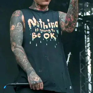 BEDAK MBK POWDER PUTIH 13.6 G X 12 Bungkus