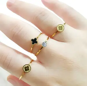 Cincin Titanium Wanita Bunga Dan Permata Isi 4 Mewah Elegan Korean Style Rings Terbaru