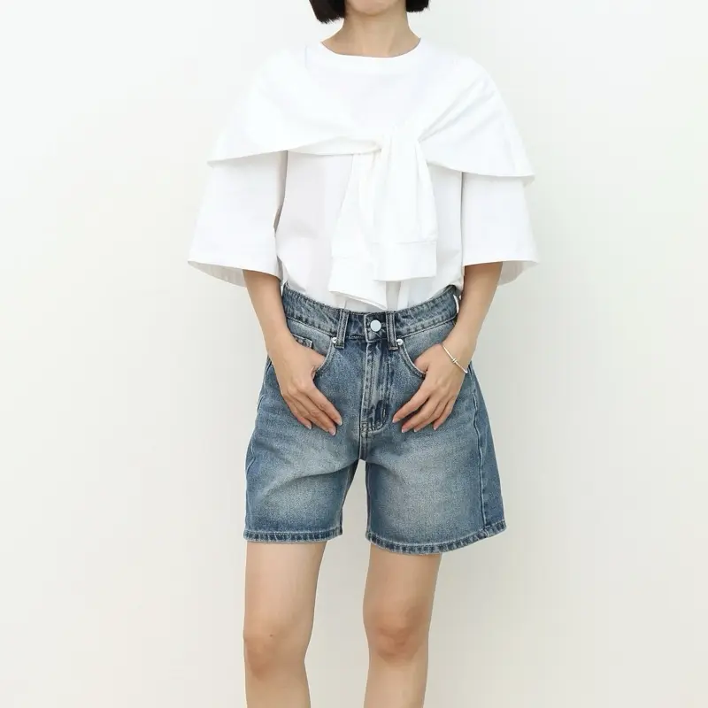 Boxy T-Shirt with Hoodie Scarf
