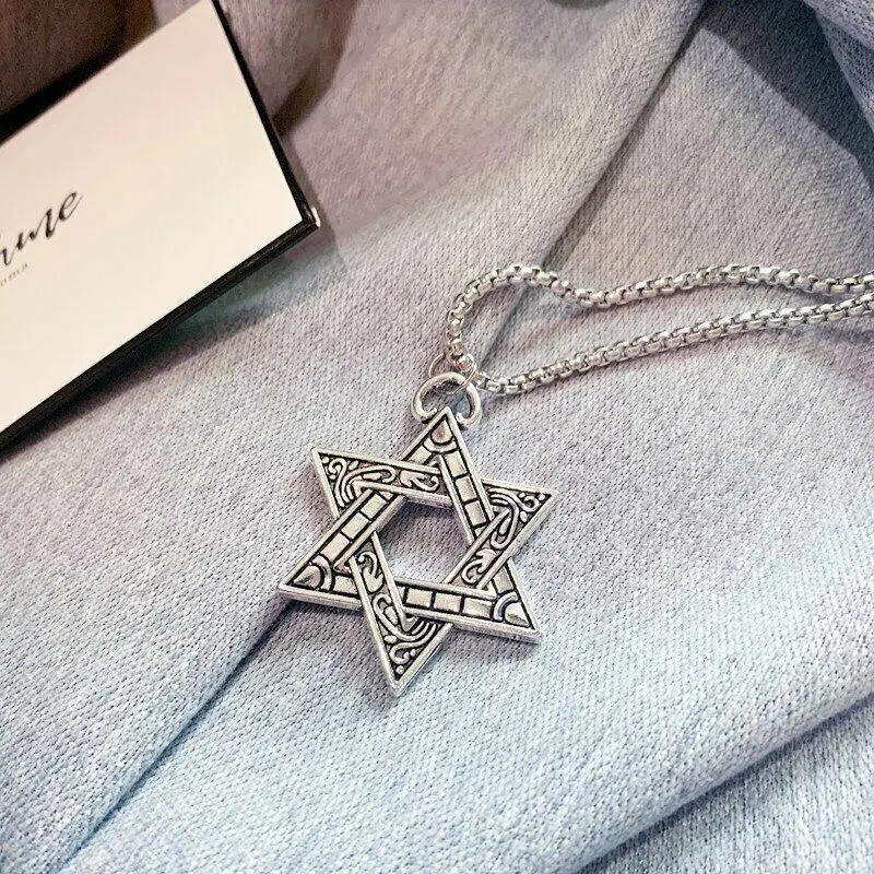 Kalung Bintang Segi 6 / Kalung Rantai + Liontin Bintang Enam Hexagram Gaya Hip Hop Korea Unik Keren Gaul / Hexagram Star of David Pendant + Chain Simple Hollow Double Triangle Necklace / Aksesoris Fashion Cowok Kalung Heksagram Bintang Daud 4