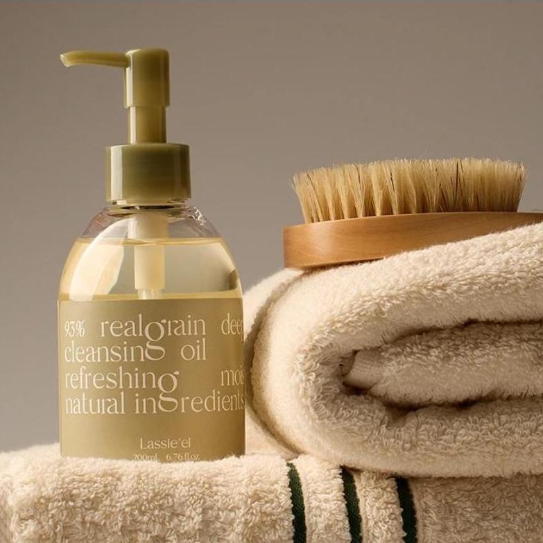 Dầu tẩy trang loại bỏ bụi bẩn bã nhờn và mụn đầu đen 200ml
