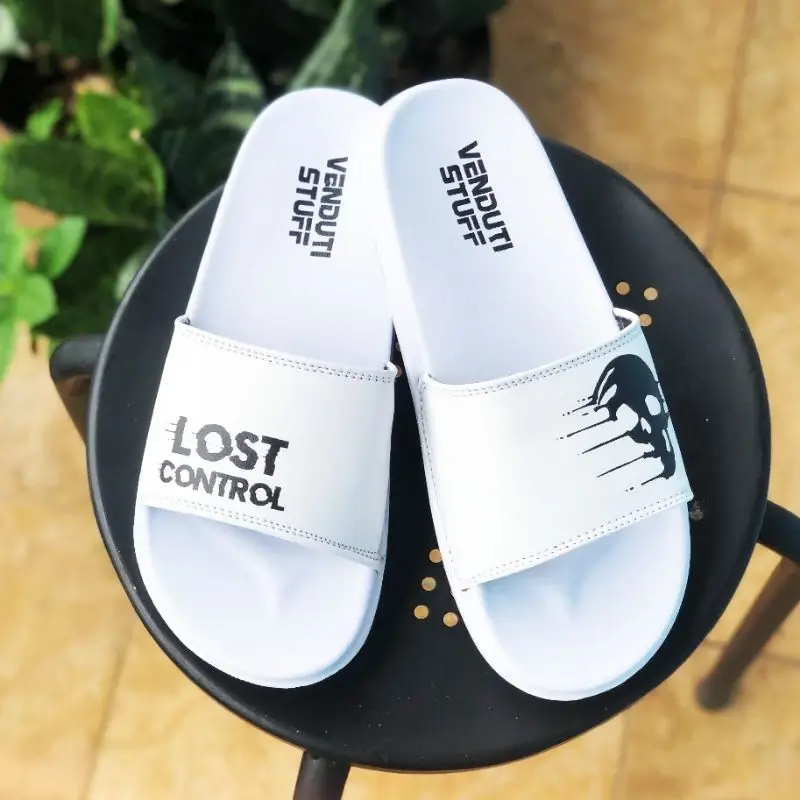 sandal pria terbaru 2025, sandal pria distro , sandal selop pria dan wanita , sandal slide pria 2