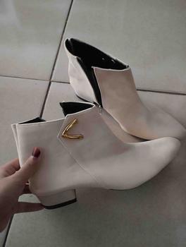 Product Review of Hills mini boots variasi V (JM02) Pergelangan kaki from c**a 0