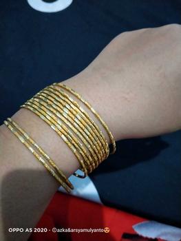 Product Review of gelang kroncong set 12 motip bambu 6 motip cantik maret edisi eid mubarok mewah Emas Gold from M**o 0