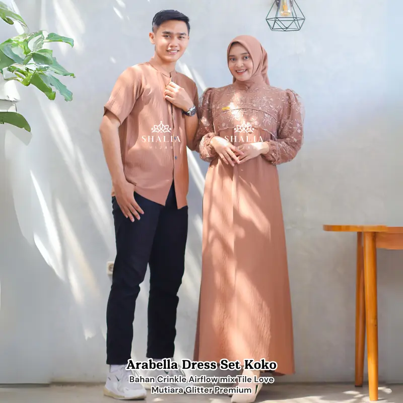 [BELI 1 DAPAT 3] GAMIS COUPLE ARABELLA Dress Set Hijab FREE KOKO & HIJAB | Syari Mewah Lebaran Kondangan Crinkle Airflow Tile Mutiara Glitter By Shalia Hijab 0