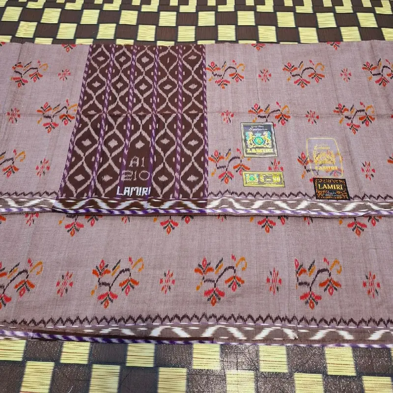 Sarung LAMIRI  MST Bahan Mesres Bahan Lembut Jahit Tengah  Muslim Dewasa 5