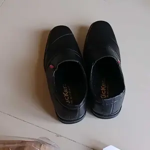 Sepatu pantofel hitam glosy shoes Karet Premium Sepatu Kantor Fashion sepatu Sekolah Pria Kerja
