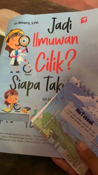 Product Review of BUKU EDUKASI ANAK: JADI ILMUWAN CILIK? SIAPA TAKUT? (99 Eksperimen Sains Asyik untuk Anak) Soft Cover from A**n k**. 0
