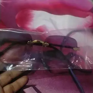 Kacamata Hitam Wanita Korea Tanpa Bingkai Oversized Frameless Sunglasses dengan Perlindungan UV400 Lensa Plastik Eyewear Perempuan Stainless