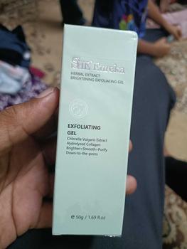 Product Review of [BUY 1 GET 1 FREE] SHE Eureka Skincare bermula dengan ekstrak herba pengelupasan & 30 Saat, 50g dan Menenangkan kulit, pembaikan dan penjanaan semula sel, pemutihan, melicinkan, dan kesan mencerahkan. from A**r D**i 1