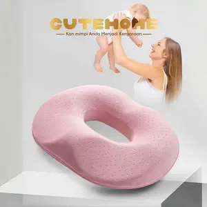 Bantal Duduk Ibu Hamil Busa Memori Nyaman Mencegah Sakit Punggung & Wasir Desain Berongga Cocok untuk Pekerja Kantoran Bahan Busa Memori Warna Abu-abu Biru Merah Muda Hitam Ukuran 44x41x7cm