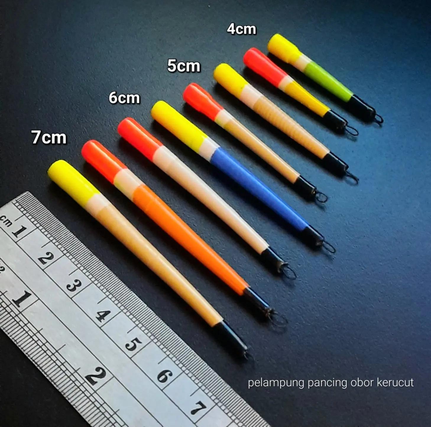 6pcs Pelampung Pancing Obor atau Kerucut  4,5,6,7 cm Hijau Merah Sangat Sensitif Lubang Starlite
