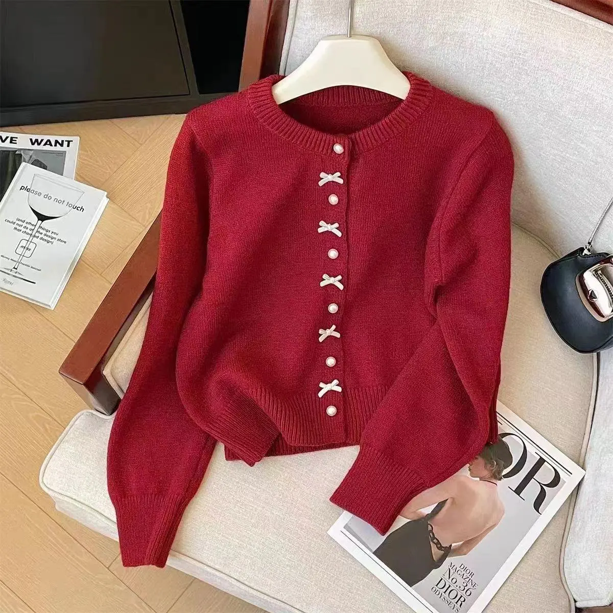 Áo Cardigan Dệt Kim, Phong Cách Thường Ngày Mềm Mại Và Nếp, Nơ Trắng, Áo Cardigan Len Màu Xám, Dành Cho Phụ Nữ, Ins Mùa Xuân 2025 Hàng Mới Về, Áo Khoác Ngắn Dệt Kim Ngọt Ngào