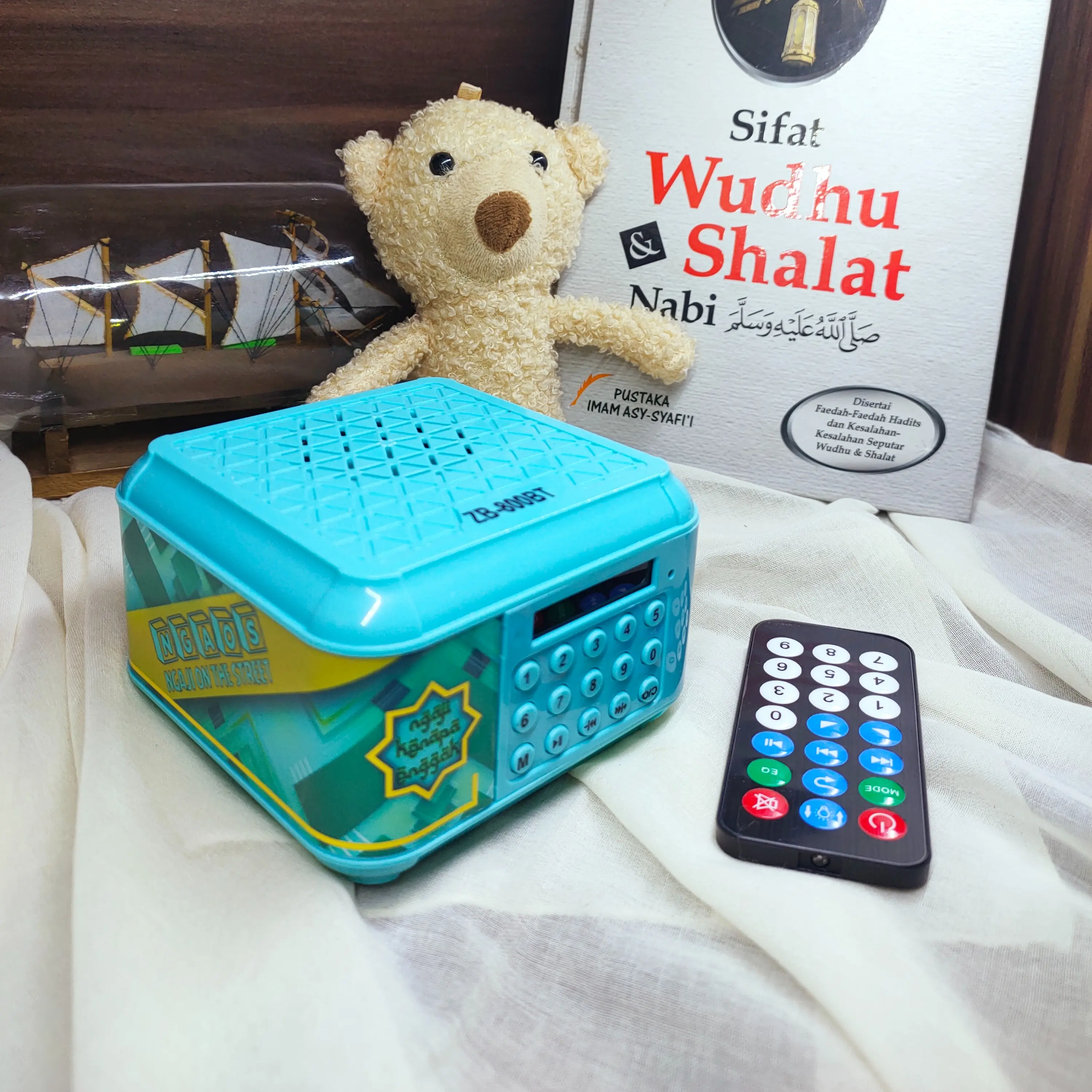 (CETAK NAMA) [Chip 16 GB] Speaker Murottal Alquran 30 Juz Speker Tahfidz anak Chip 16 GB Bluetooth & remot MOTIF BARU