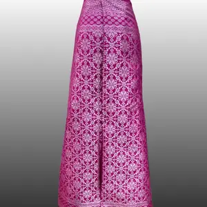 Songket Palembang Motif Warna Silver Dalam Corak Premium Per Setengah Meter Kain dengan Desain Eksklusif