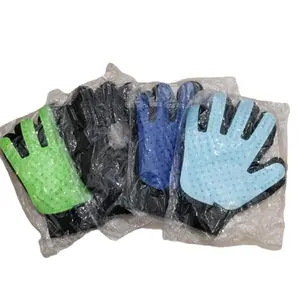 True touch sarung tangan pijat grooming kucing anjing