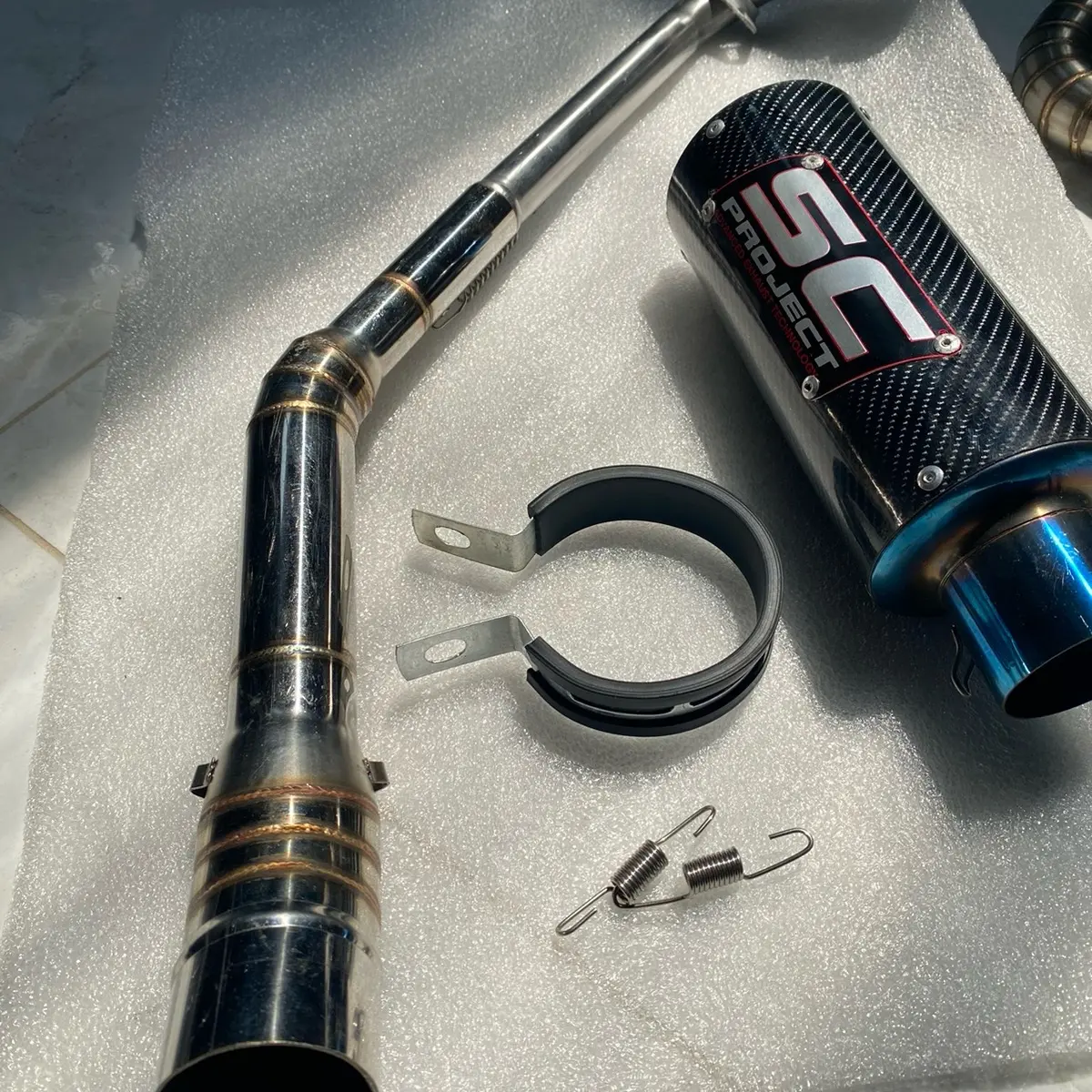 Knalpot sc procejt blue carbon fulset untuk Montor vixion cbr150 new cbr 150 old Byson Xsr Sonic Jupiter mx satria fu mx king dll