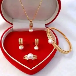 Set Permata Bilqis Mutiara Tawar Cantik Bersertifikat