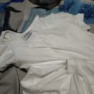 AIJO | (READY) Sienna Oneck Top Atasan Wanita Hitam Bodyfit Panjang Polos Santai Basic Oblong Putih Nyaman Pendek Casual