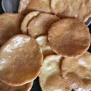 opak ketan asin enak gurih dan ada sari manis nya