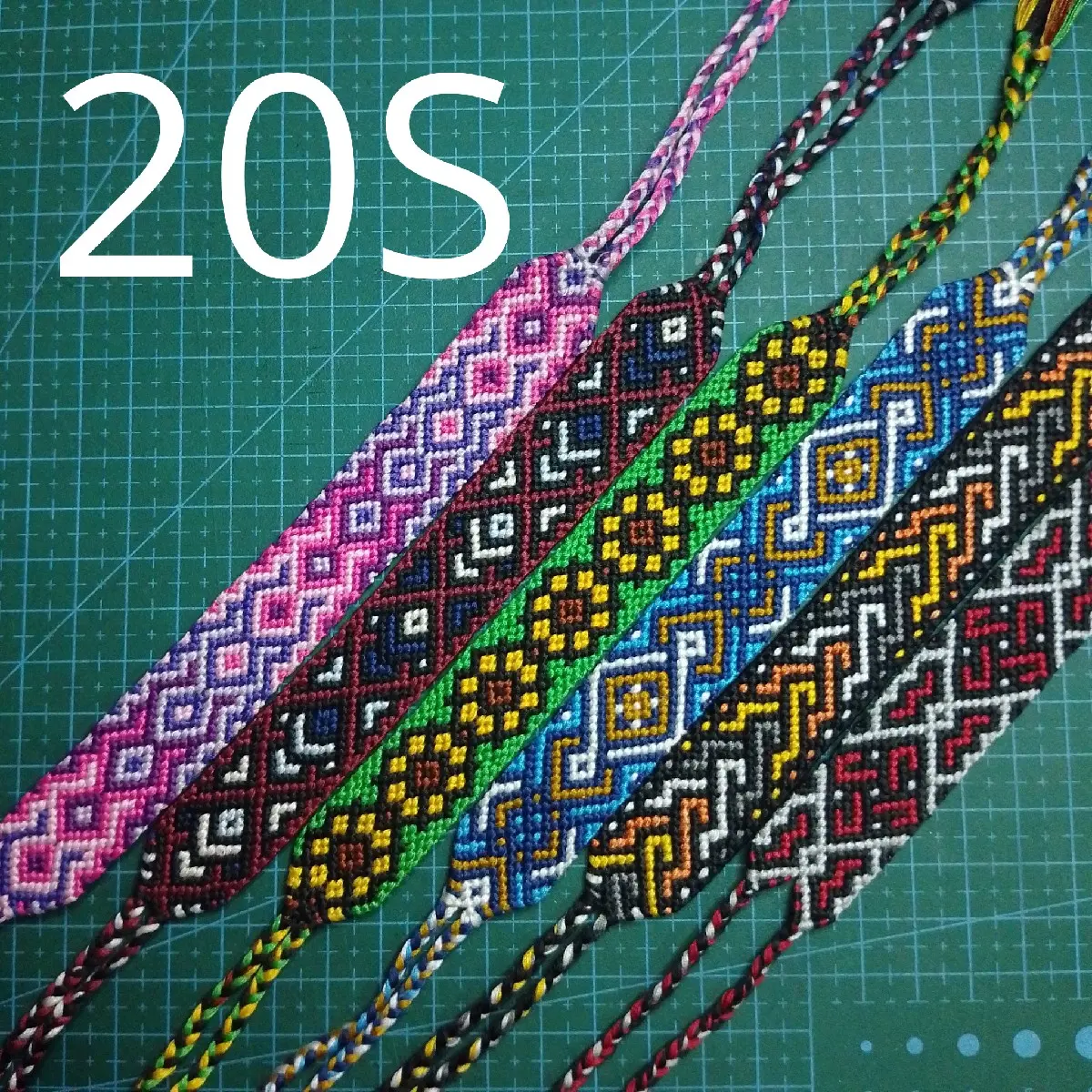 (NORMAL) 20S Gelang Persahabatan Gelang Sulam Gelang Tali Gelang Batik Gelang Rajut Gelang Viral