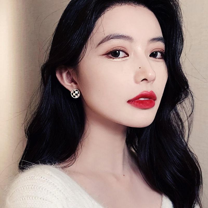 Product Introduction of Anting-anting vintaj untuk wanita Earrings Klip for Hijab tiada Tindik elegan gaya Korea berkualiti tinggi Matte 31