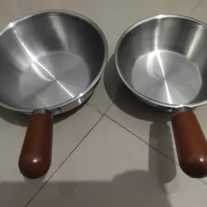 [PO-7 HARI] PROMO BUY 1 GET 1 !!! Serving Pot Stainless Steel Korea / Panci Saji Estetik Gagang Kayu/ Wadah Saji Aesthetic Ala Cafe/Gagang Kayu Anti Panas Modern Ukuran 14CM + 16CM