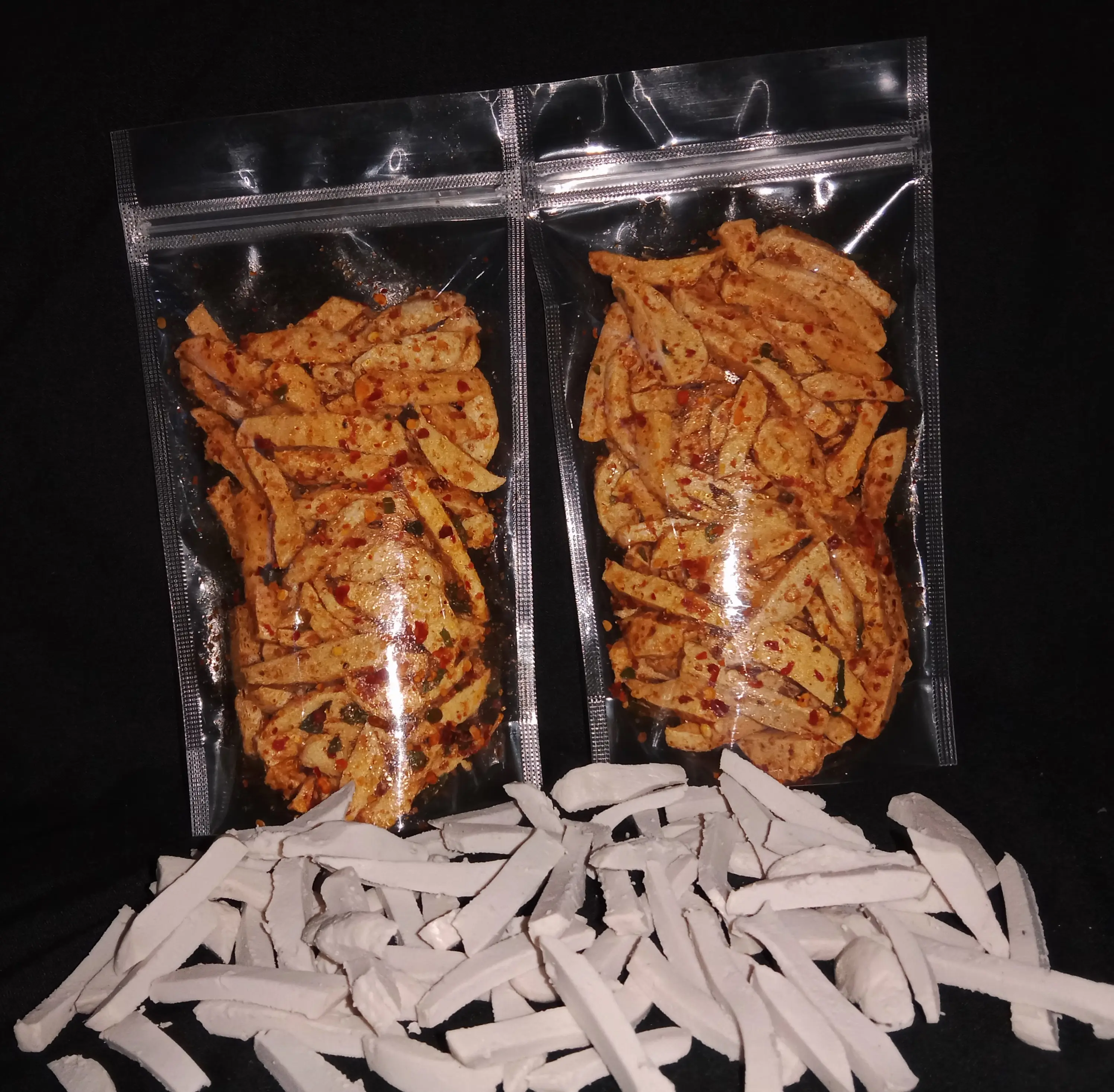 BELI 5 GRATIS 1/BASRENG STIK PEDAS DAUN JERUK Snacks Cemilan Goreng Food