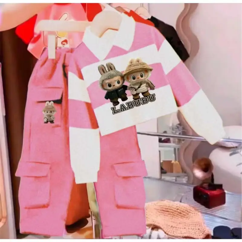 Set Labubu Kerah Anak Perempuan setelan Sweater CropTop Strip Kargo Fashion Baju Dan Celana Panjang 3