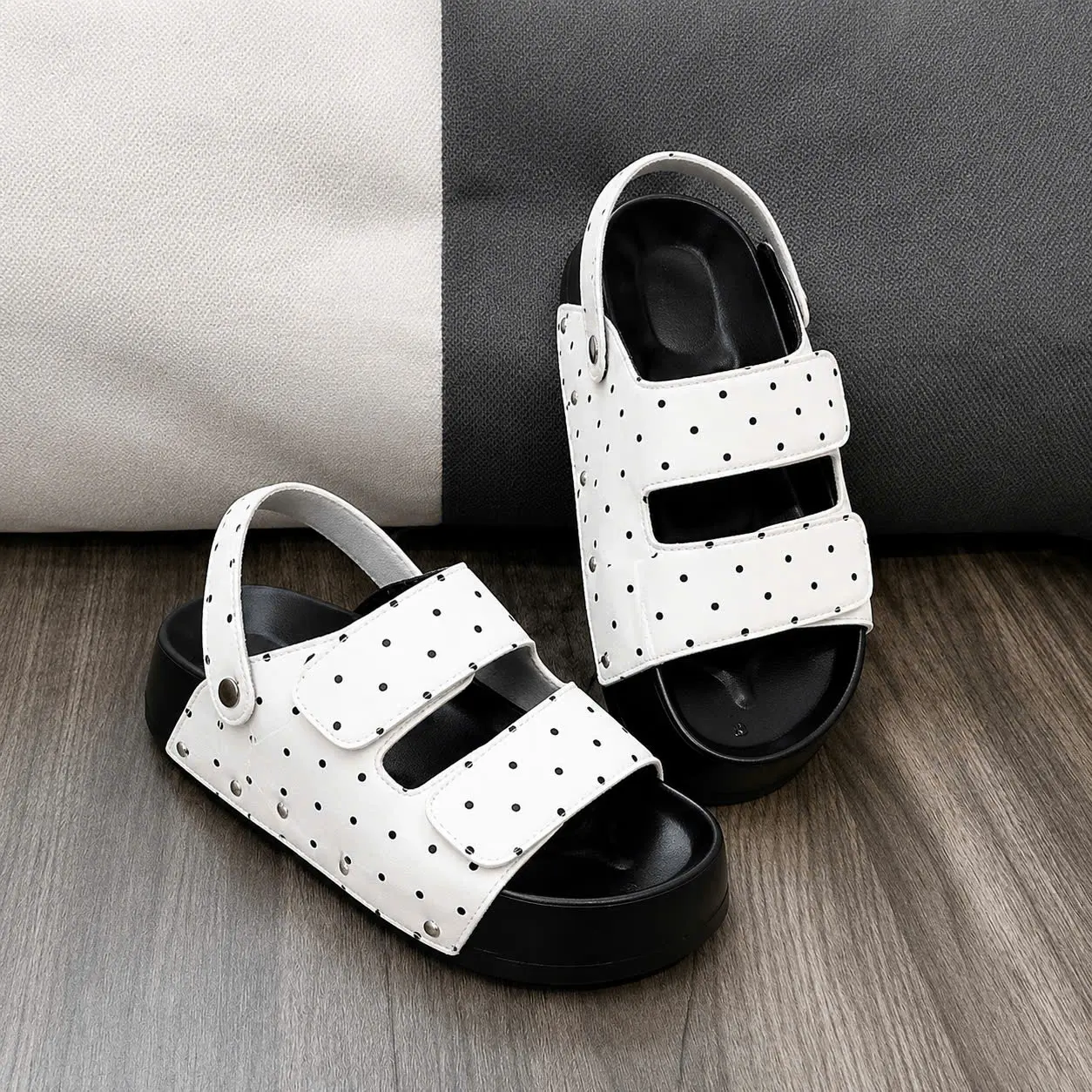 Dép Sandal Nữ Thời Trang Đế Cao 4-5cm 2 Quai Dán Đ01 Size 35-39