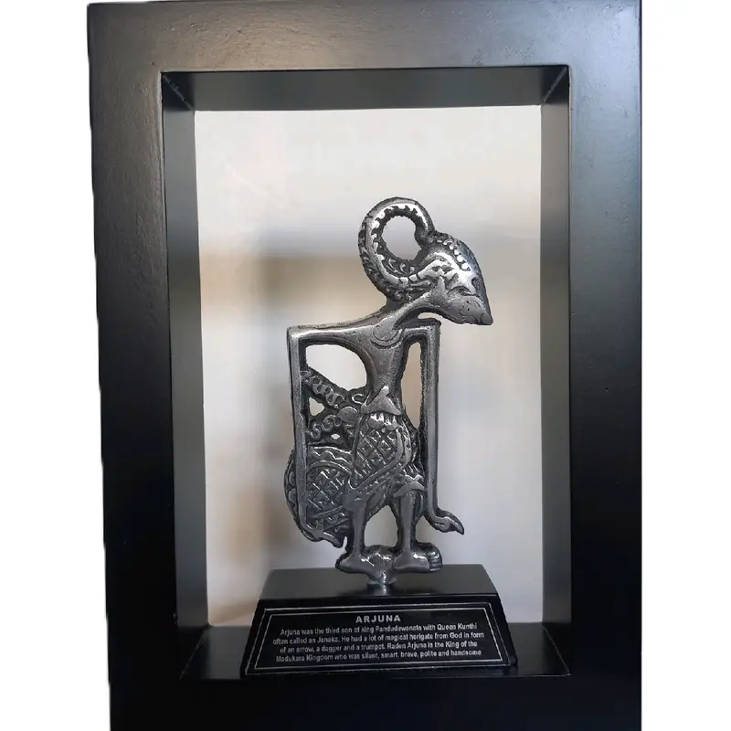 frame wayang mini ukuran 20x14x3cm + souvenir hadiah + bisa ditaruh di meja/lemari dan tempel di dinding 0