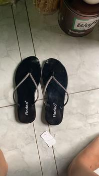 Product Review of Sandal Jepit Wanita Fladeo Sendal Anti Licin Tal Kaki cewek Ukuran 37-40 Silver dengan Tingg Hak 1 cm from 🫀**🫀 0